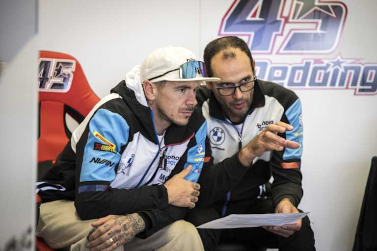 Scott Redding (li.) hofft auf neue Erkenntnisse