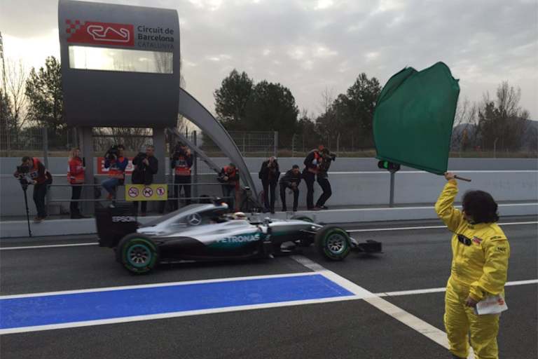 Grüne Flagge für den Weltmeister