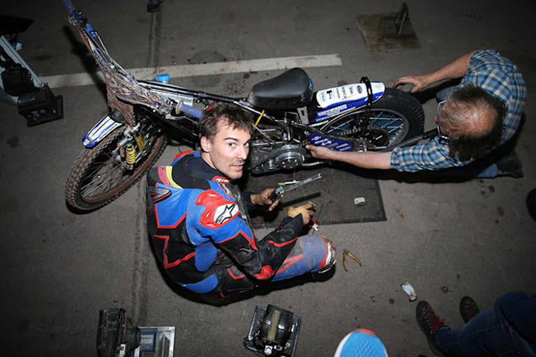 Reiti mit Mechaniker Greg Kandlbinder