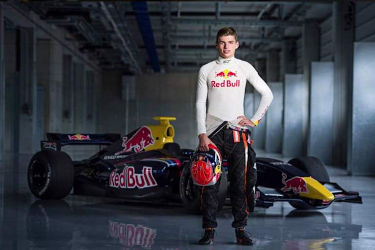 Max Verstappen in neuen Farben