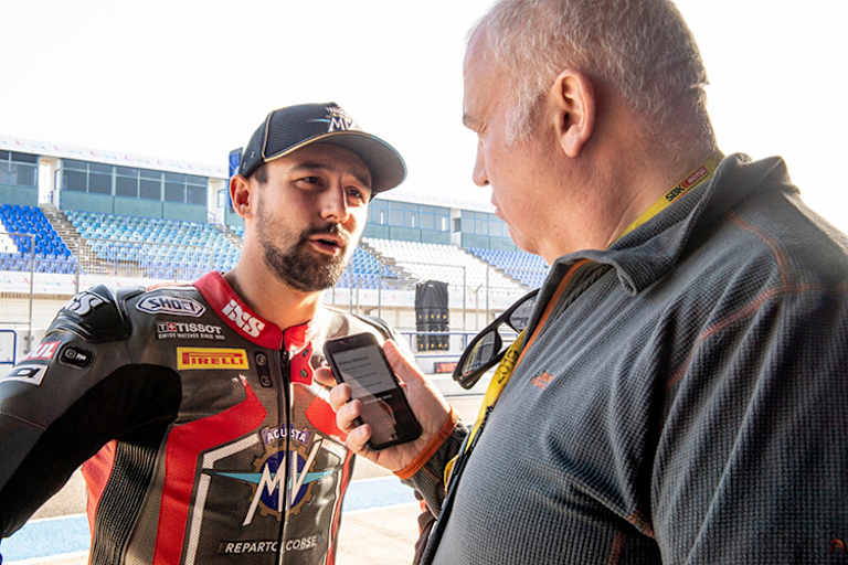 SPEEDWEEK-Reporter Gordon Ritchie im Gespräch mit Krummi