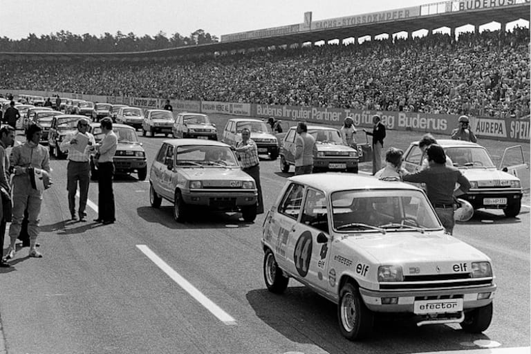 Die erste Startaufstellung: Grohs (44) und Schütz in Reihe 1