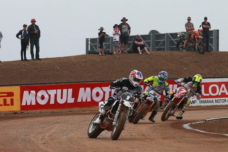 Troy Bayliss vor Jason Crump und Chris Vermeulen