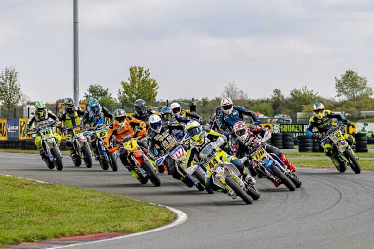 Supermoto-Action in Oschersleben