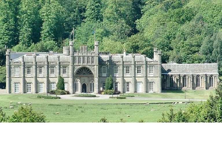 Standesgemässes Anwesen: Hotel Donington Hall, wo Firmenchef Garner residiert