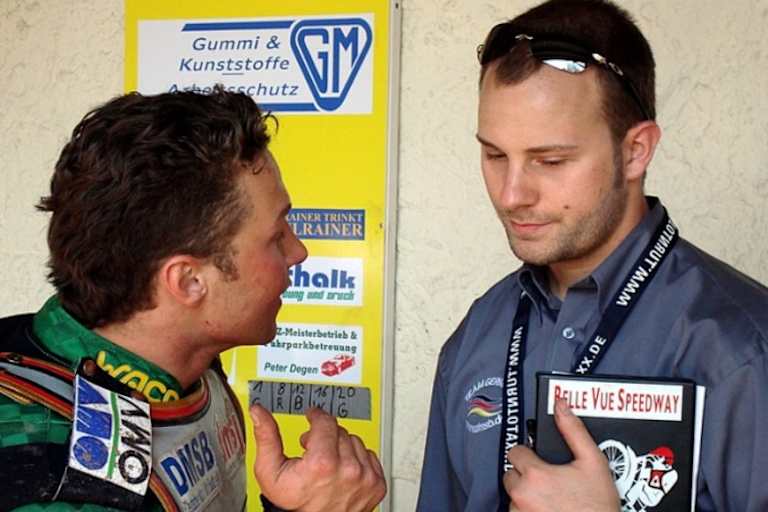 Schäfer (re.) im Gespräch mit Smolinski