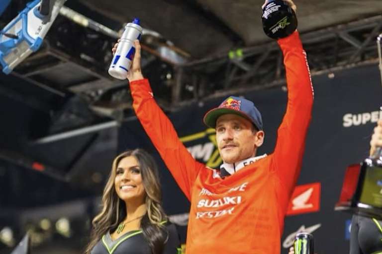Ken Roczen auf dem Podium