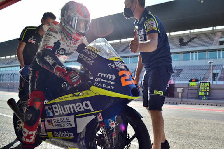 Noch im SIC58-Leder, aber schon auf KTM: Niccolò Antonelli