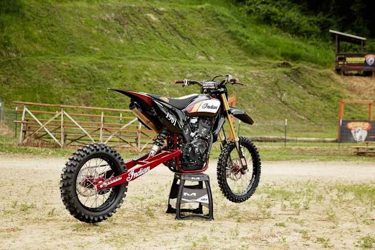 Aus dem Flat Tracker FTR750 entstand ein speziell fürs Hillclimbing gebauter Prototyp