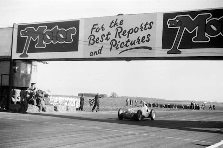 Der Italiener wurde zum ersten Sieger der neuen Formel-1-WM