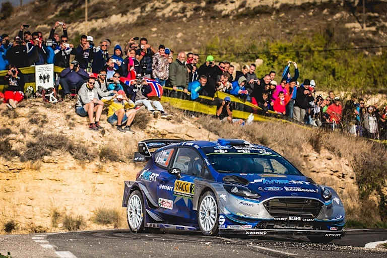 Ott Tänak führte in Spanien zu Beginn 