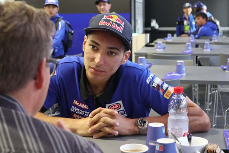 Toprak Razgatlioglu mit Speedweek-Redakteur Ivo Schützbach