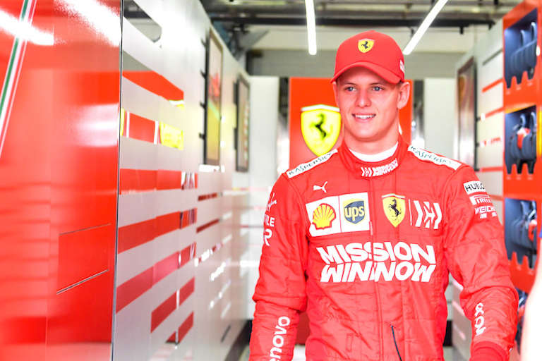 Mick Schumacher in seinem neuen Overall