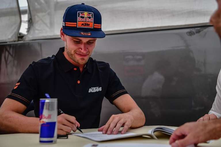 Brad Binder steigt 2020 in die MotoGP auf  