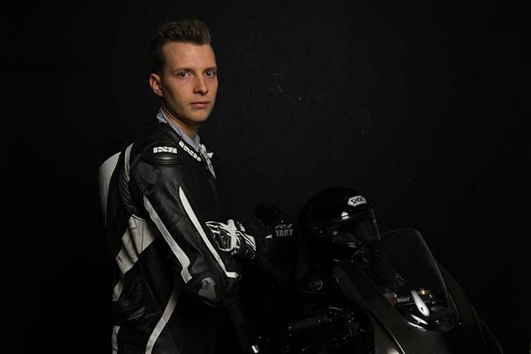 Kommende Saison startet Dominic Schmitter zweimal in der Superbike-WM