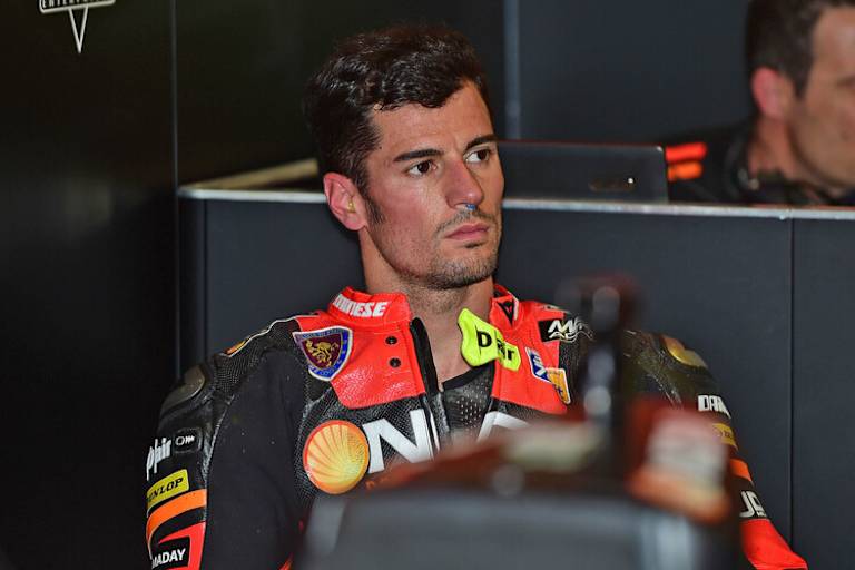 Simone Corsi fuhr die Yamaha M1 von Edwards