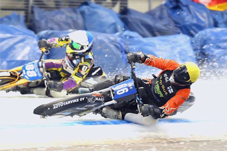 Es ist offensichtlich: Der Oberkörper von Ala-Riihimäki hat mehr Schräglage