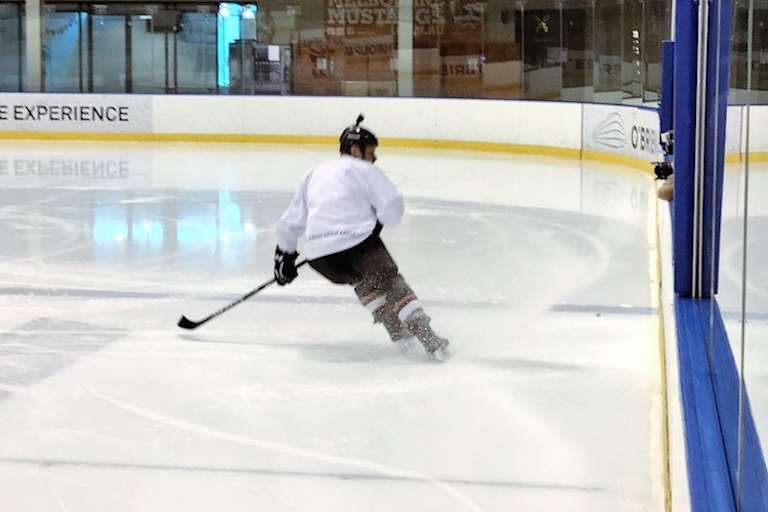 Wann immer sich die Gelegenheit dazu bietet, wagt sich Bottas aufs Eis 