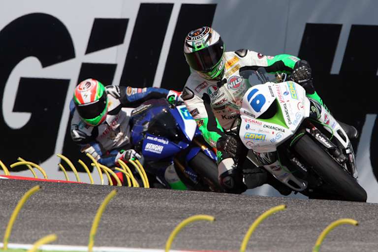 Dominic Schmitter (vorne) tut sich in den Bremszonen schwer