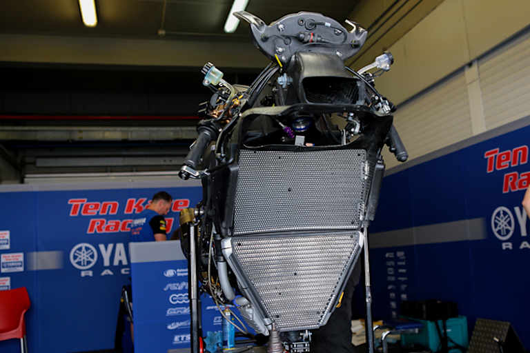 Jedes SBK-Team hat ein Ersatzmotorrad dabei