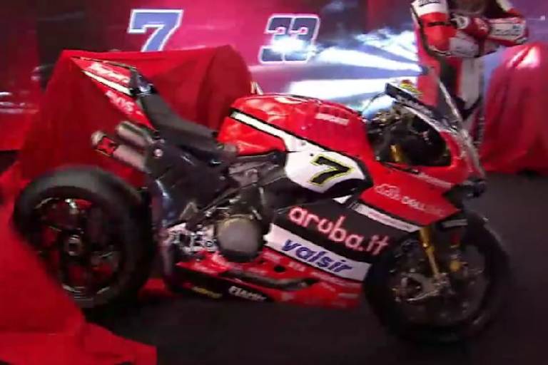 Außer wenigen neuer Sponsoren hat sich die Aruba Ducati wenig verändert 