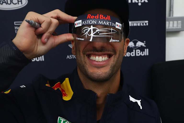 Der Australier schrieb unzählige Autogramme