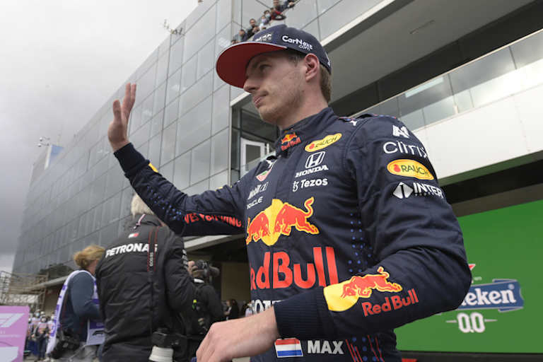 Auch Max Verstappen droht eine Strafe