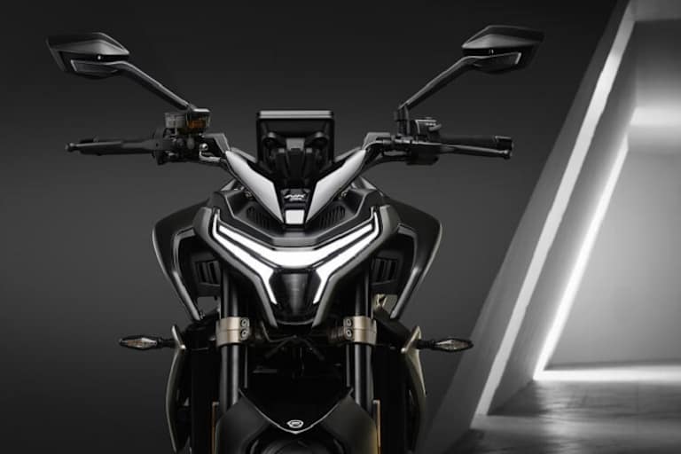 Das futuristische Design der CF Moto 800NK wurde in Italien entworfen