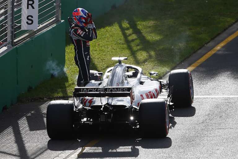 ...und verzweifelte angesichts der aussichtsreichen Position, auf der er sich vor seinem Ausfall befunden hatte