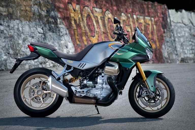 Moto Guzzi V100 Mandello: Die erste einer gänzlich neuen, modernisierten Modellpalette