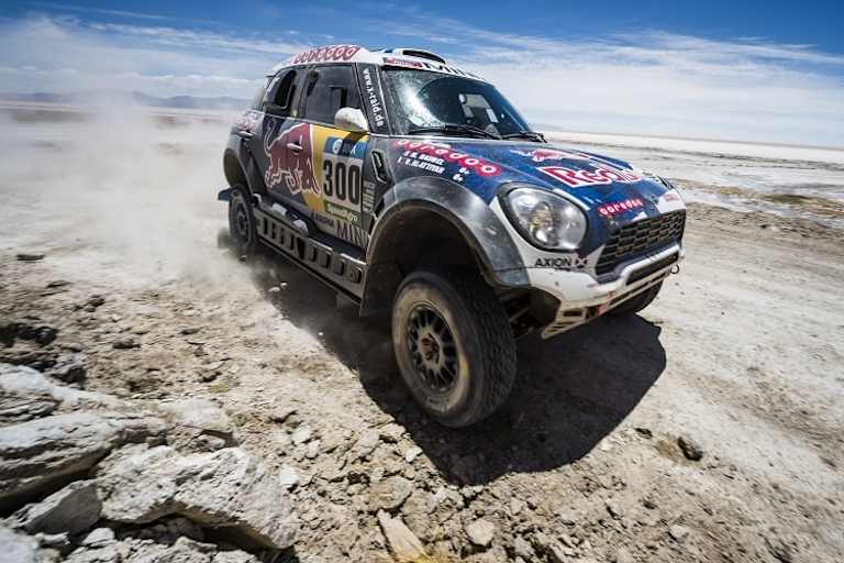Bester Allradler: Nasser Al-Attiyah im Mini auf P4