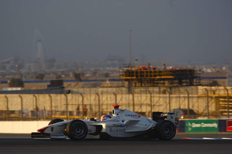 Vitaly Petrov im Autodrom von Dubai, 2008