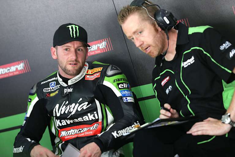Tom Sykes mit seinem Crew-Chief Marcel Duinker