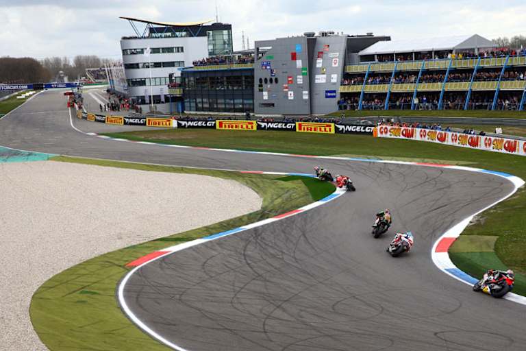 Das Feld der Superbike-WM-Piloten in Assen (2015)