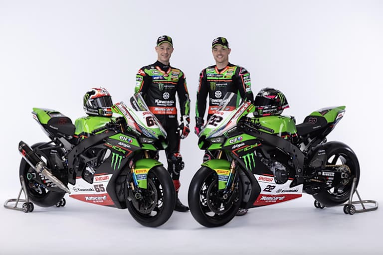 Die Kawasaki-Werksfahrer Johnny Rea (li.) und Alex Lowes