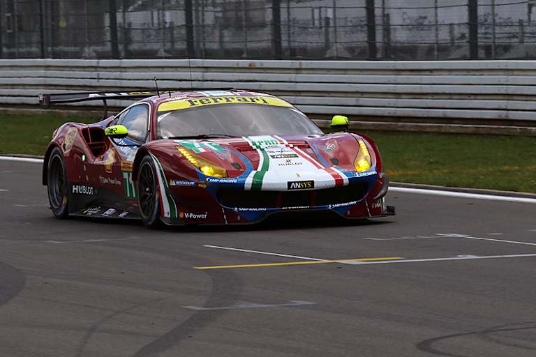 Ferrari 488 GTE mit Davide Rigon und Toni Vilander
