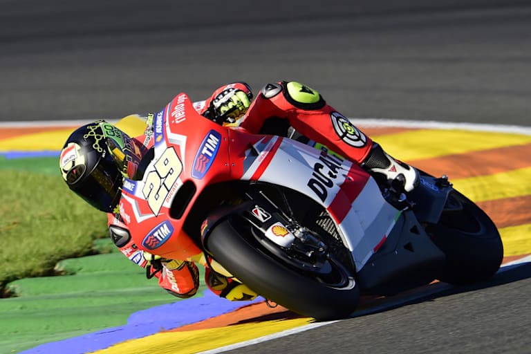 Iannone muss noch mit der GP14.2 Vorlieb nehmen