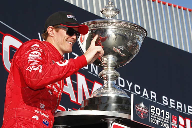 Scott Dixon ist Meister