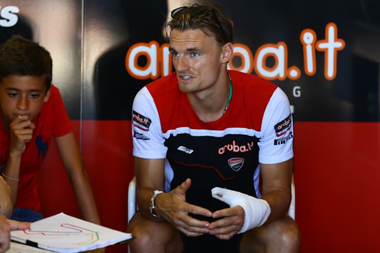 Die Verletzung am linken Daumen macht kaum noch Probleme