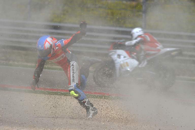 Das linke Wadenbein von Gabor Talmacsi brach