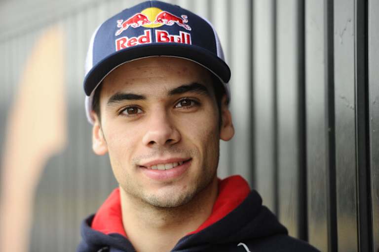 In der WM-Tabelle liegt Oliveira derzeit auf Rang 3 - 63 Punkt hinter Danny Kent