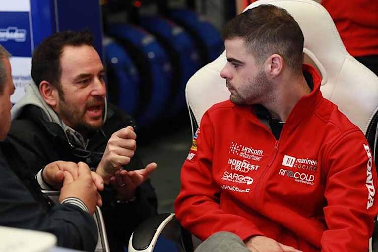 Alex Baumgärtel von Kalex mit Romano Fenati