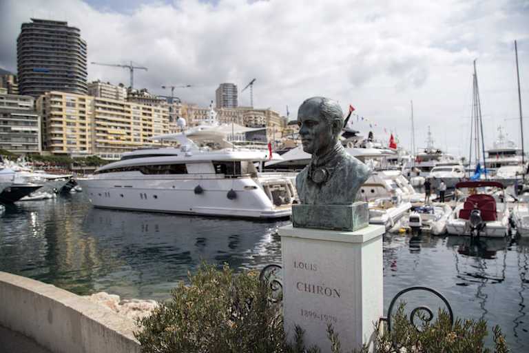 Die Büste von Louis Chiron in Monaco