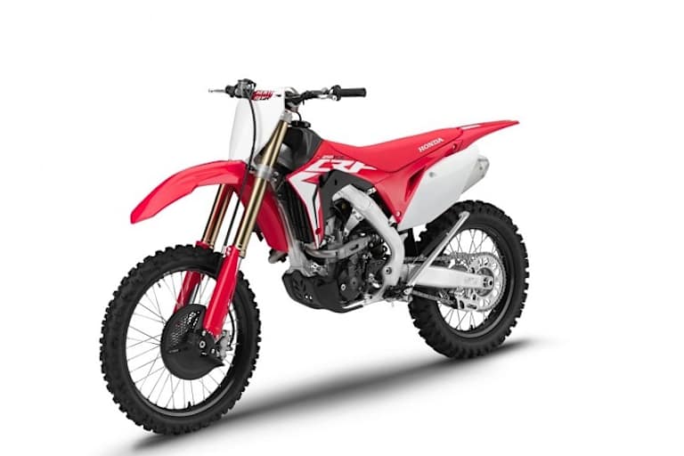 Honda CRF 250 R: Ein Jahr nach der kompletten Neukonstruktion schon eine wesentliche Überarbeitung an den Leistungsteilen des Motors