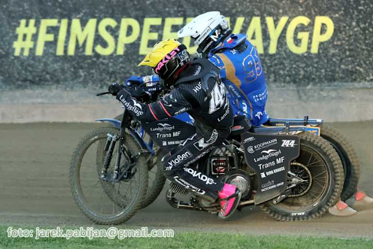 Kai Huckenbeck (innen) gegen Bartosz Zmarzlik