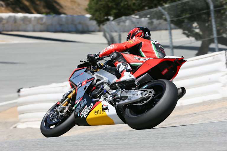 In Laguna Seca fuhr Sylvain Guintoli zweimal auf Platz 2