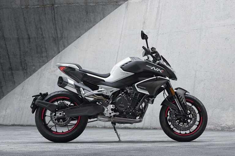 Entstanden ist die 800NK aus dem Joint Venture von CF Moto und Pierer Mobility