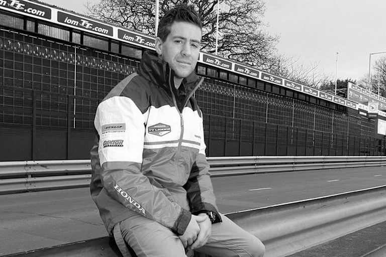 Unvergessen - Simon Andrews (1984 - 2014)  