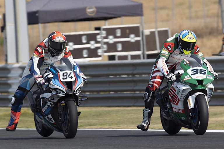 Jonas Folger (94) gegen Tati Mercado