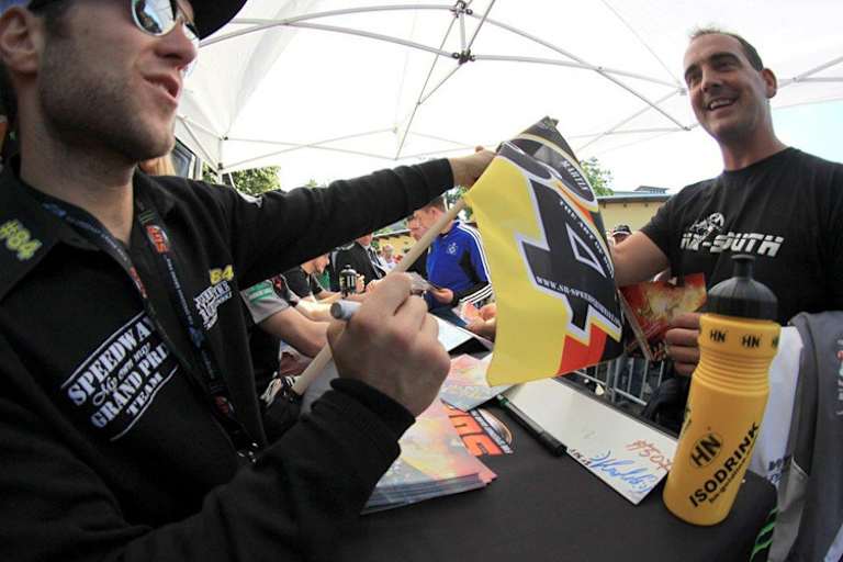 «Ich freue mich über jeden Fan», versichert Martin Smolinski